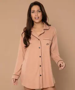 CAMISA M/L ABOTONADA BOLSILLO BORDADO