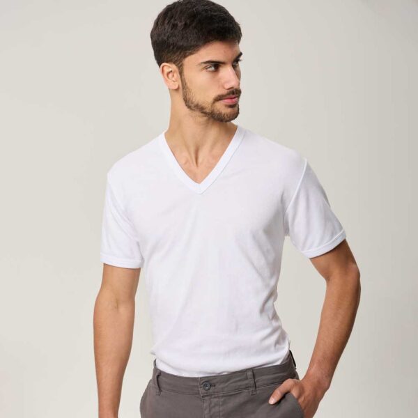camiseta termica m/corta cuello v